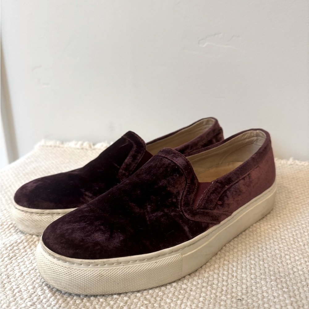 M.Gemi Italian made slip-on velvet sneakers